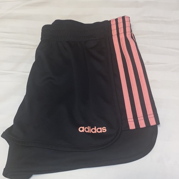 Adidas - Picture 10 of 11